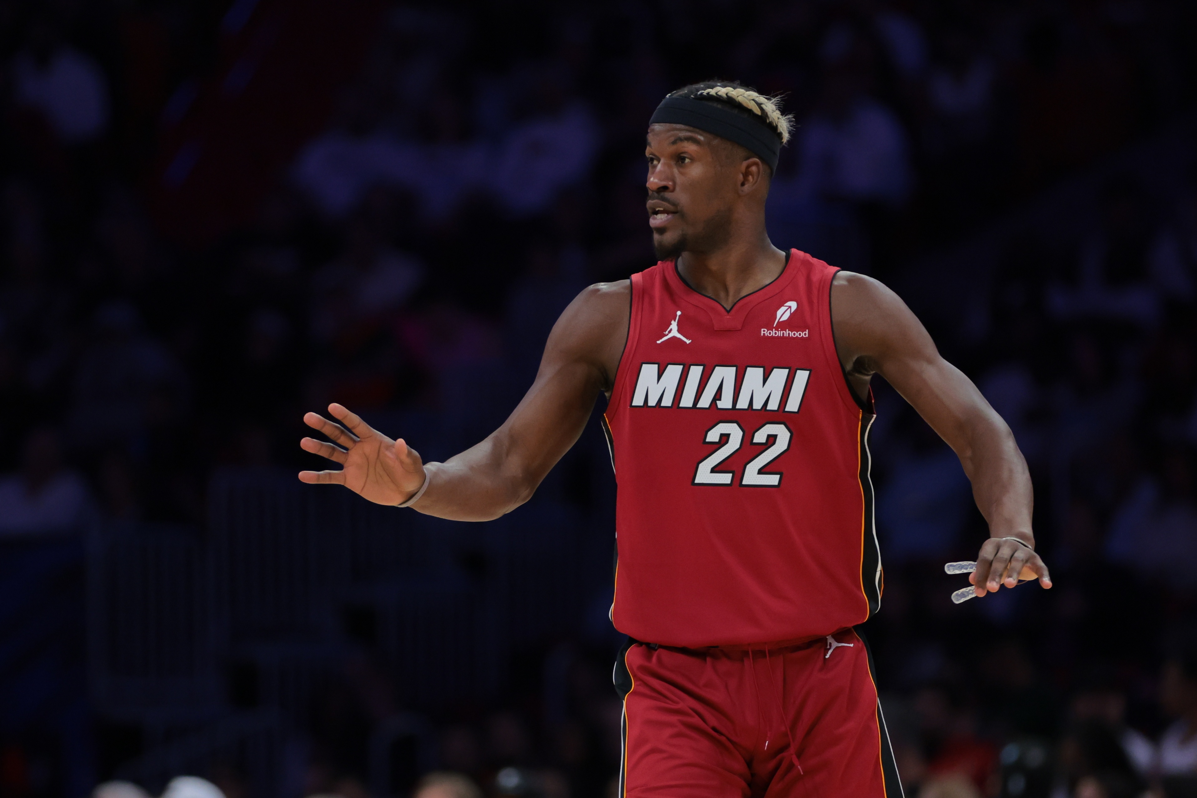 lol账号购买-关于今夜孟菲斯灰熊调整名单以备NBA季后赛,迎来里程碑环节打磨,态度坚定,团队化学反应显著的信息